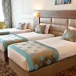 Royal Hotel