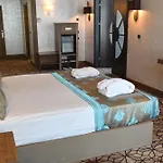 Royal Hotel 4*