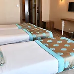 Ξενοδοχείο Royal 4*
