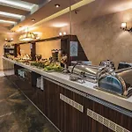 Royal Hotel 4*