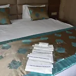 Royal Hotel