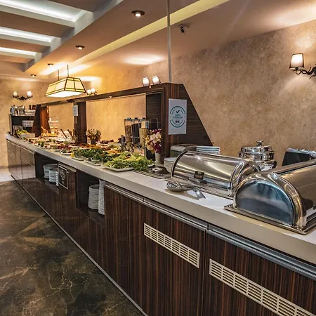 Royal Hotel 4*