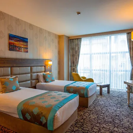 Hotel Royal 4*