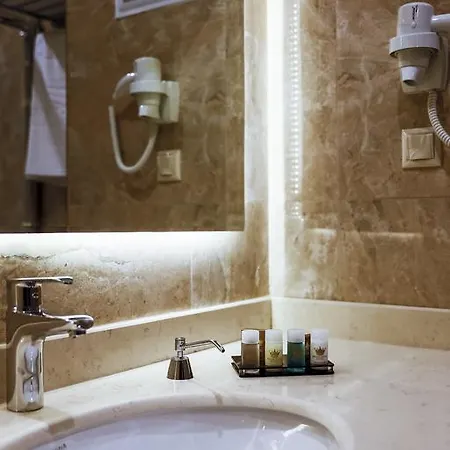 Hotel Royal 4*
